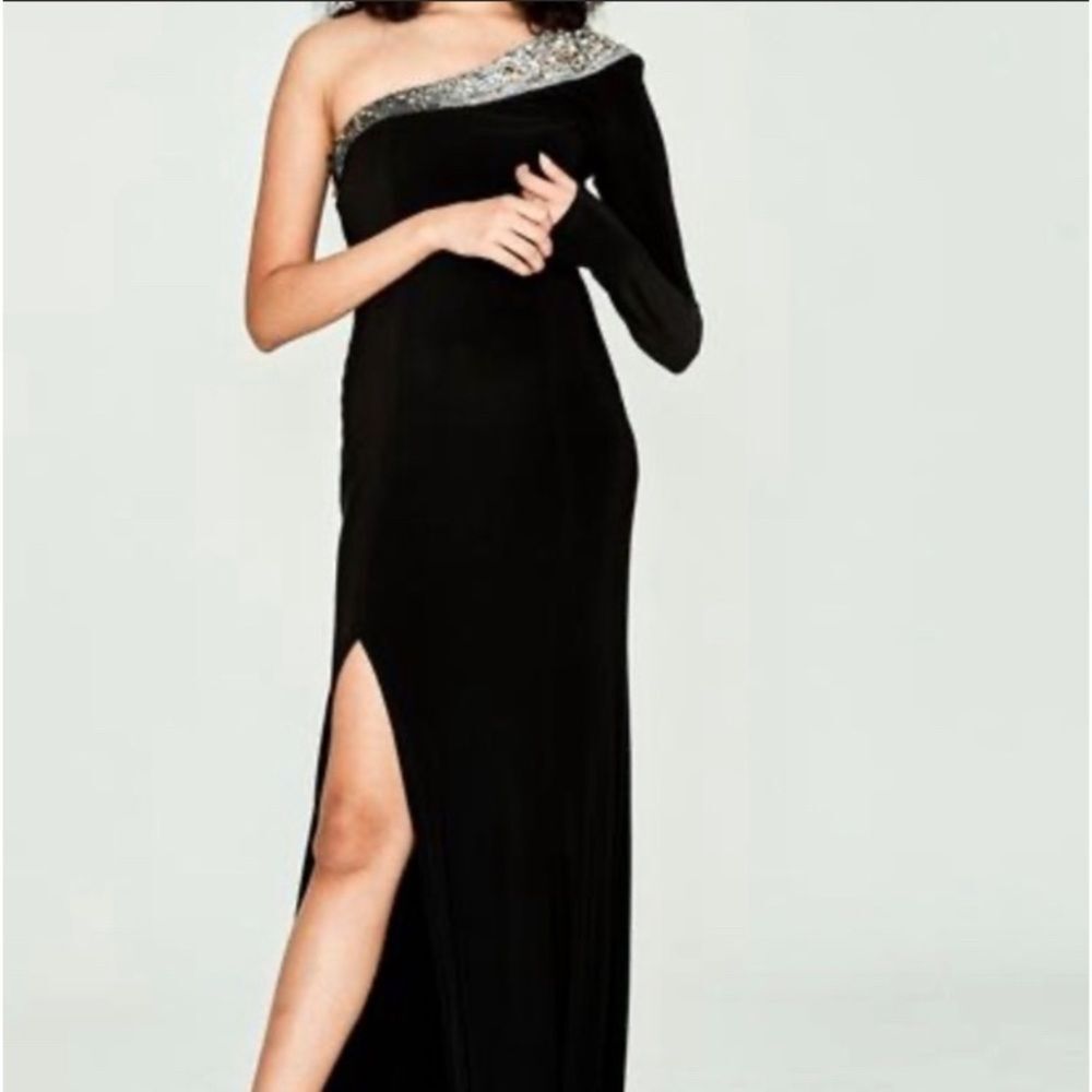 SALE: ABS Allen Shwartz - Rhinestone Sequin Chain One Sleeve Gown - FLAWED